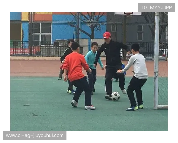 围绕海晏县足球队成员构建的地方足球人物发展历程全景图说纪实录